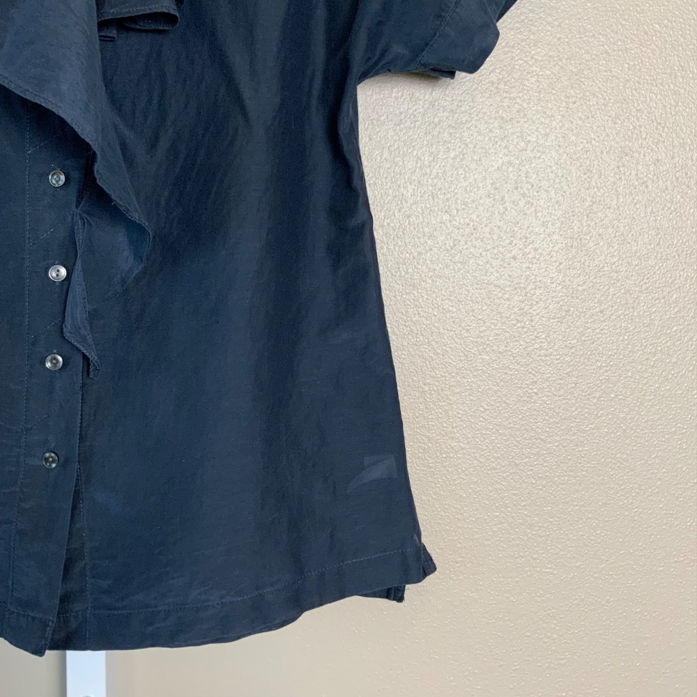 GAP Short Sleeve Ruffle Front Button Top - Picture 9 of 16